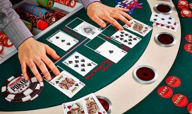 Tìm hiểu game bài Poker là gì?